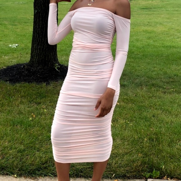 Light pink Dress - Picture 2 of 3